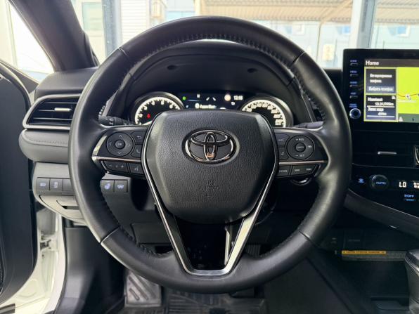 Toyota Camry VIII (XV70) Рестайлинг с пробегом 2021 года, цена 2 900 000 рублей, 95733 км, седан, Автокод Объявления