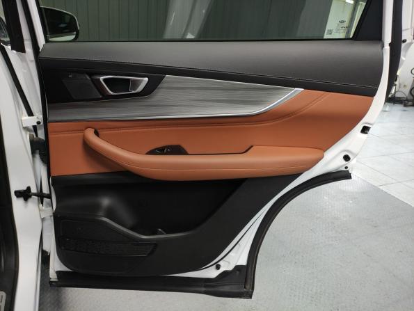 Chery Tiggo 8 Pro e+ с пробегом 2023 года, цена 2 520 000 рублей, 20937 км, внедорожник, Автокод Объявления