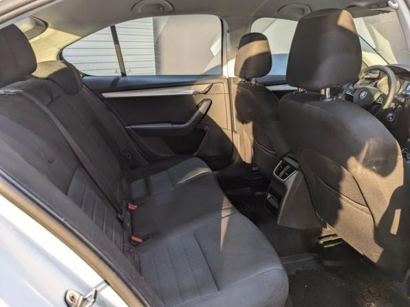Skoda Octavia III (A7) с пробегом 2015 года, цена 1 335 000 рублей, 232000 км, лифтбек, Автокод Объявления