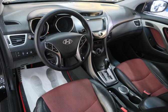 Hyundai Elantra V (MD) с пробегом 2012 года, цена 899 000 рублей, 178000 км, седан, Автокод Объявления