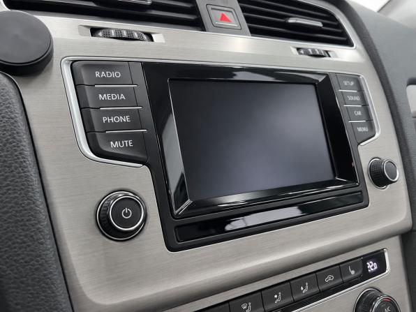 Volkswagen Golf VII с пробегом 2014 года, цена 1 499 000 рублей, 72000 км, хэтчбек, Автокод Объявления