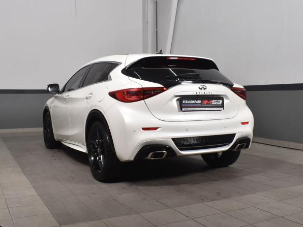 Infiniti Q30 с пробегом 2019 года, цена 2 974 995 рублей, 41696 км, хэтчбек, Автокод Объявления