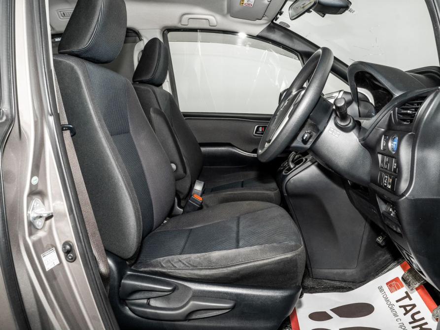 Toyota Noah III (R80) Рестайлинг Иркутск  - изображение 5