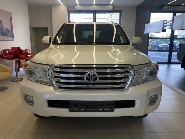 Toyota Land Cruiser 200 Series Рестайлинг 1 с пробегом 2012 года, цена 3 120 000 рублей, 246240 км, внедорожник, Автокод Объявления