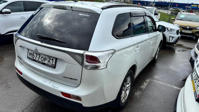 Mitsubishi Outlander III с пробегом 2013 года, цена 890 000 рублей, 317071 км, внедорожник, Автокод Объявления