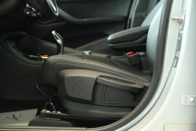 BMW X1 II (F48) Рестайлинг с пробегом 2020 года, цена 2 299 000 рублей, 139000 км, внедорожник, Автокод Объявления