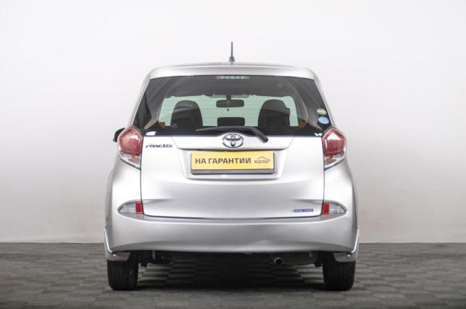 Toyota Ractis II с пробегом 2015 года, цена 989 000 рублей, 127008 км, хэтчбек, Автокод Объявления