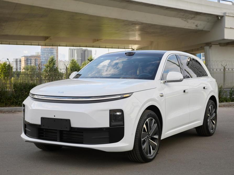 Li Auto (Lixiang) L6 Москва  - изображение 1