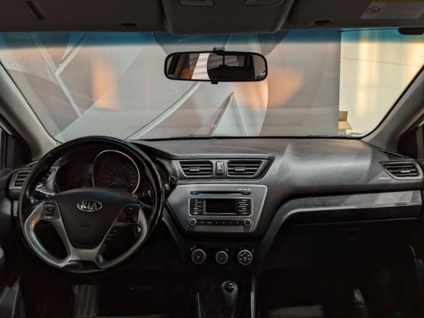 Kia Rio III Рестайлинг с пробегом 2016 года, цена 825 000 рублей, 112000 км, седан, Автокод Объявления