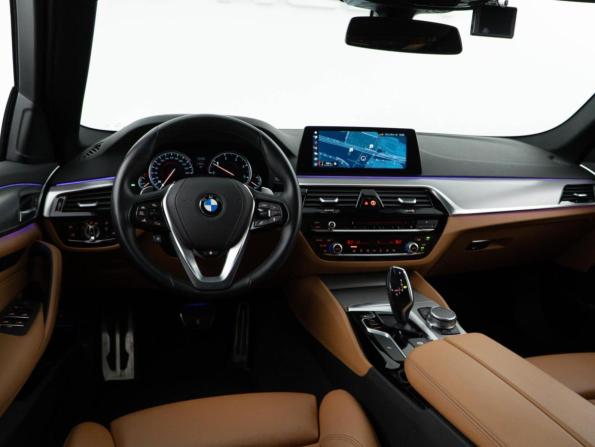 BMW 5 серии VII (G30/G31/G38) с пробегом 2018 года, цена 4 088 444 рубля, 67884 км, седан, Автокод Объявления
