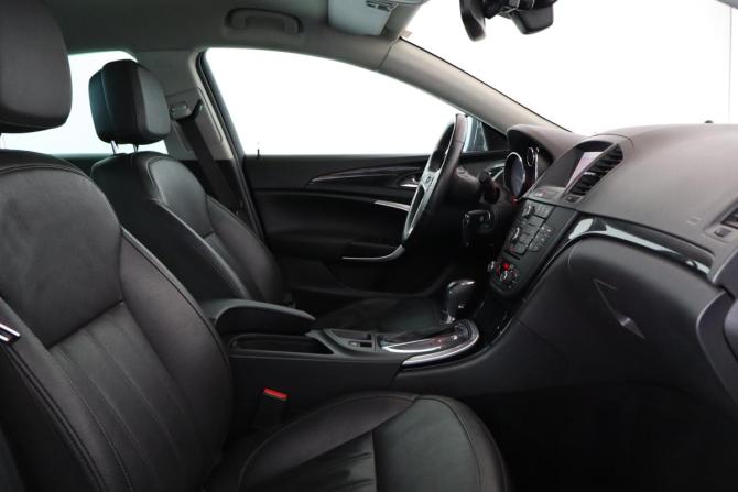 Opel Insignia I с пробегом 2013 года, цена 1 099 000 рублей, 138000 км, седан, Автокод Объявления