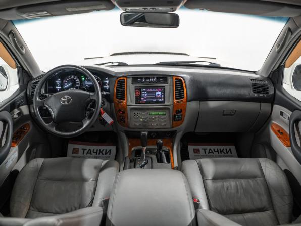 Toyota Land Cruiser 100 Series Рестайлинг 2 с пробегом 2005 года, цена 2 400 000 рублей, 237195 км, внедорожник, Автокод Объявления