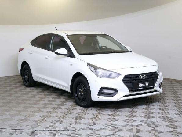 Hyundai Solaris II с пробегом 2017 года, цена 699 000 рублей, 247039 км, седан, Автокод Объявления