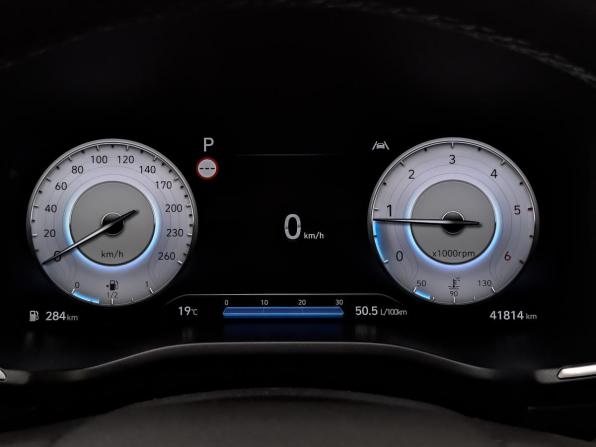 Hyundai Santa Fe IV Рестайлинг с пробегом 2022 года, цена 4 089 000 рублей, 41762 км, внедорожник, Автокод Объявления