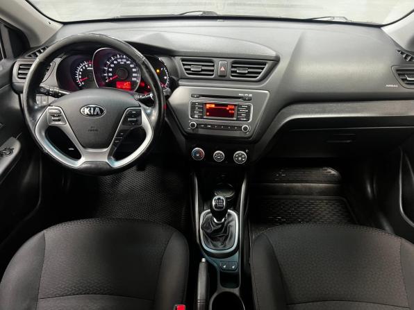 Kia Rio III Рестайлинг с пробегом 2016 года, цена 1 099 000 рублей, 103000 км, седан, Автокод Объявления