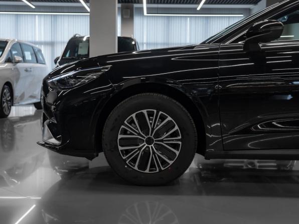 Geely Galaxy Starshine 6 с пробегом 2025 года, цена 2 650 000 рублей, 14 км, седан, Автокод Объявления