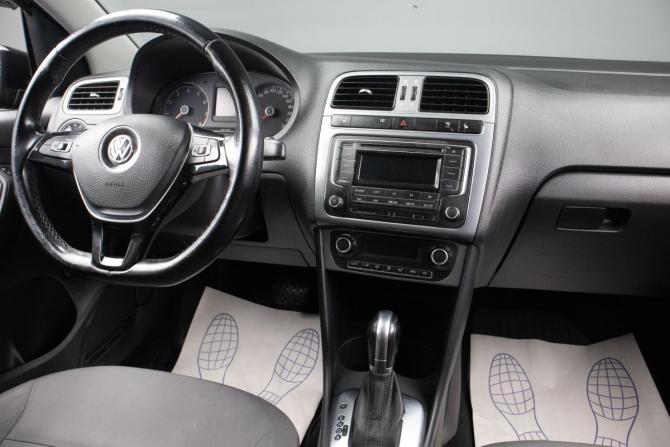 Volkswagen Polo V Рестайлинг с пробегом 2016 года, цена 959 000 рублей, 178065 км, седан, Автокод Объявления