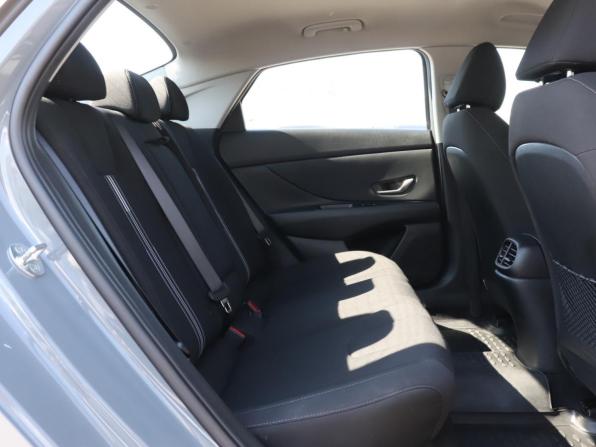 Hyundai Elantra VII (CN7) с пробегом 2022 года, цена 2 190 000 рублей, 38796 км, седан, Автокод Объявления