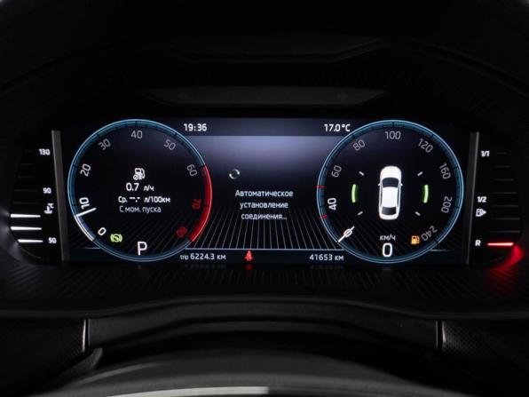 Skoda Rapid II с пробегом 2021 года, цена 1 720 000 рублей, 41652 км, лифтбек, Автокод Объявления
