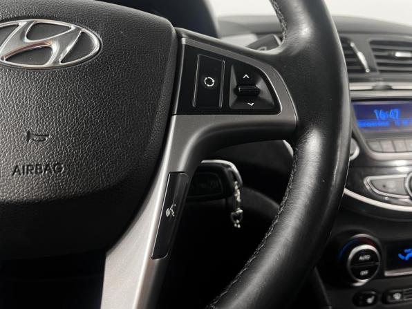 Hyundai Solaris I Рестайлинг с пробегом 2014 года, цена 1 035 200 рублей, 69433 км, седан, Автокод Объявления