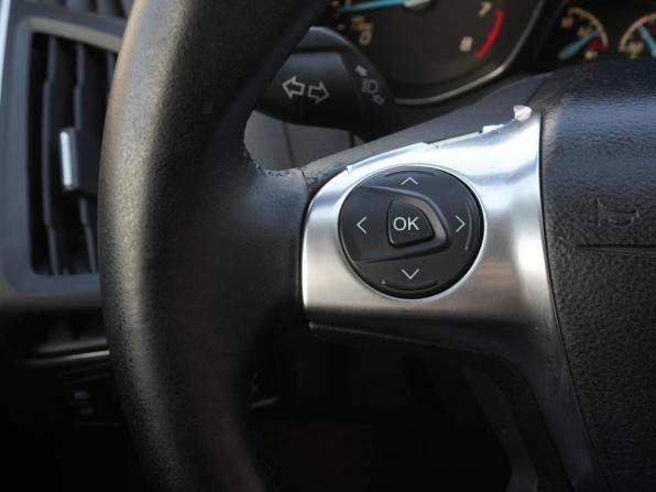 Ford Focus III с пробегом 2013 года, цена 648 000 рублей, 225247 км, хэтчбек, Автокод Объявления