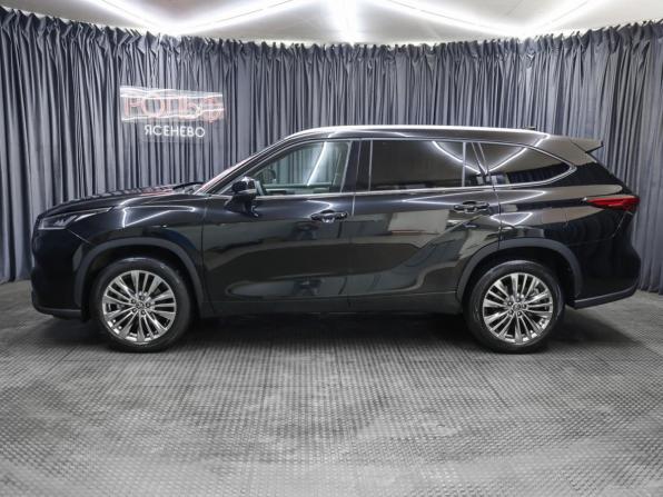 Toyota Highlander IV (XU70) с пробегом 2025 года, цена 5 649 000 рублей, 8248 км, внедорожник, Автокод Объявления