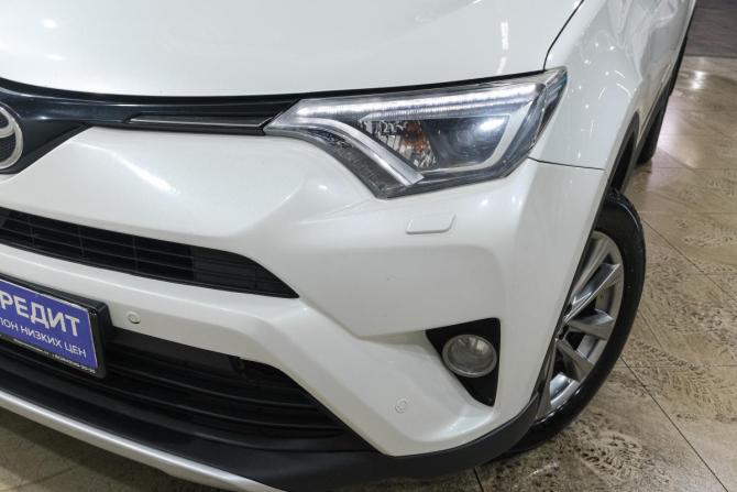 Toyota RAV4 IV (XA40) Рестайлинг с пробегом 2015 года, цена 2 429 000 рублей, 202000 км, внедорожник, Автокод Объявления