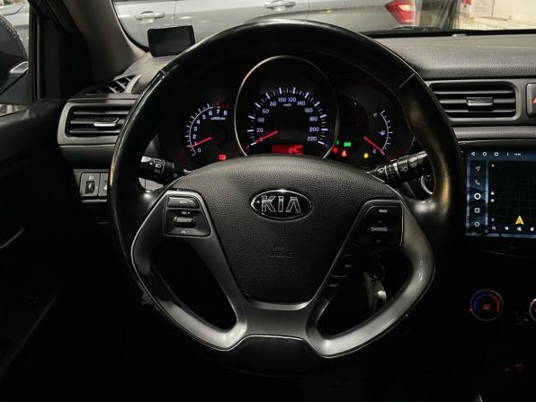 Kia Rio III Рестайлинг с пробегом 2017 года, цена 1 010 000 рублей, 57289 км, хэтчбек, Автокод Объявления