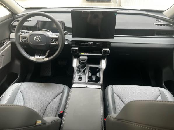 Toyota RAV4 VI (XA60) с пробегом 2026 года, цена 4 600 000 рублей, 12 км, внедорожник, Автокод Объявления