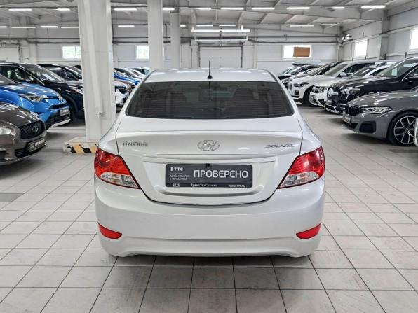 Hyundai Solaris I с пробегом 2014 года, цена 890 000 рублей, 85770 км, седан, Автокод Объявления