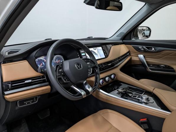 Changan CS95 I Рестайлинг 2 с пробегом 2023 года, цена 2 870 000 рублей, 30279 км, внедорожник, Автокод Объявления