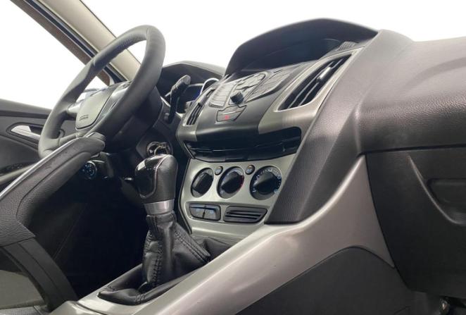 Ford Focus III с пробегом 2012 года, цена 645 000 рублей, 264536 км, седан, Автокод Объявления