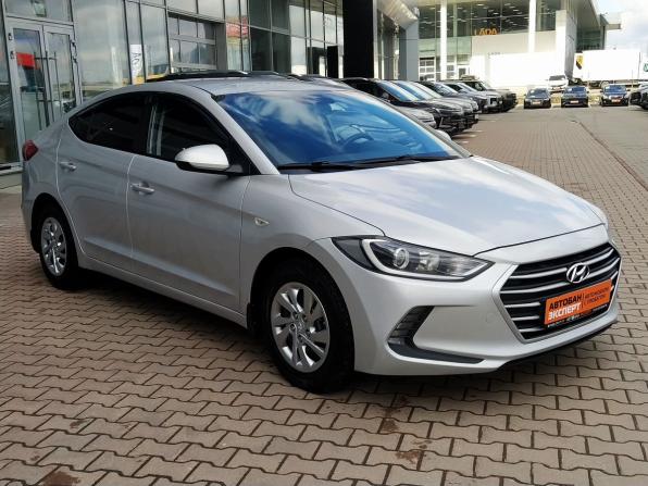 Hyundai Elantra VI (AD) с пробегом 2017 года, цена 1 194 000 рублей, 217000 км, седан, Автокод Объявления