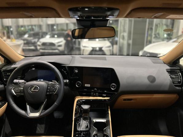 Lexus NX II с пробегом 2025 года, цена 6 635 000 рублей, 20 км, внедорожник, Автокод Объявления