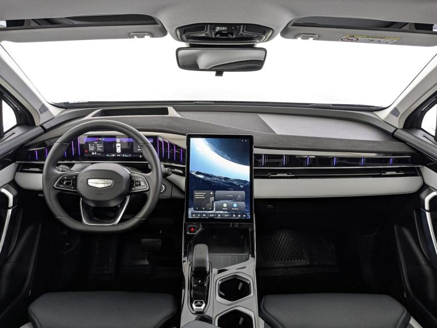 Geely Atlas II Москва  - изображение 14
