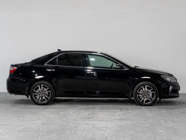 Toyota Camry VII (XV50) Рестайлинг 2 с пробегом 2017 года, цена 2 549 000 рублей, 131859 км, седан, Автокод Объявления