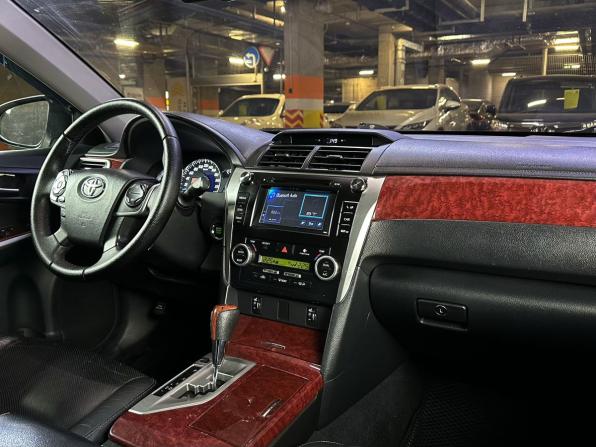 Toyota Camry VII (XV50) с пробегом 2013 года, цена 1 599 000 рублей, 204967 км, седан, Автокод Объявления