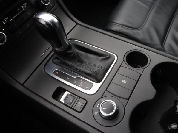 Volkswagen Touareg II с пробегом 2013 года, цена 2 490 000 рублей, 161951 км, внедорожник, Автокод Объявления