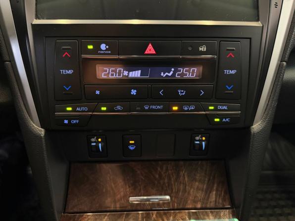 Toyota Camry VII (XV50) Рестайлинг 2 с пробегом 2018 года, цена 2 300 000 рублей, 186785 км, седан, Автокод Объявления