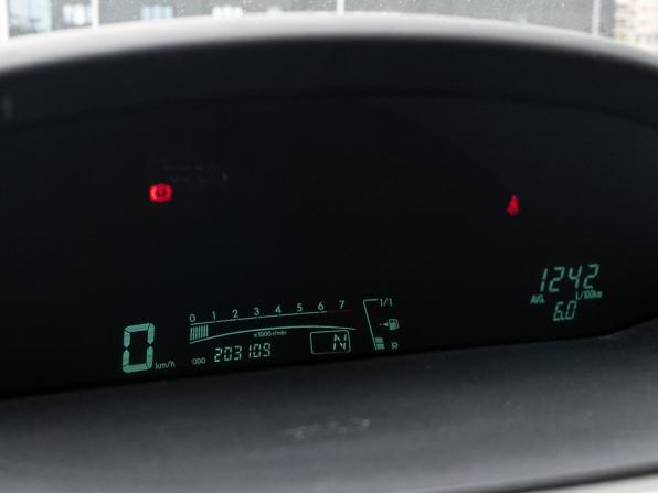 Toyota Yaris II с пробегом 2008 года, цена 525 000 рублей, 203109 км, хэтчбек, Автокод Объявления