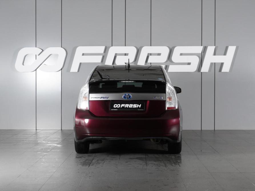 Toyota Prius III Рестайлинг (XW30) Минеральные Воды  - изображение 4