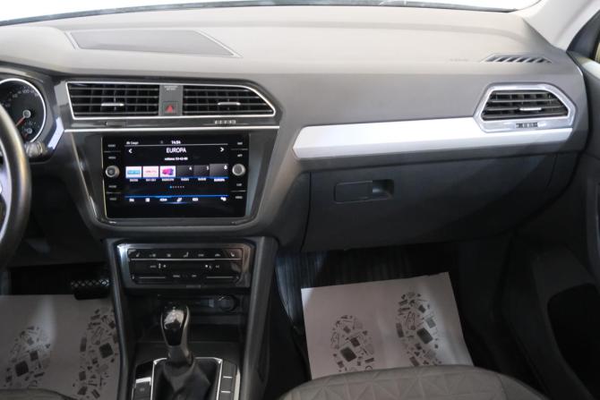 Volkswagen Tiguan II Рестайлинг с пробегом 2021 года, цена 2 899 000 рублей, 81200 км, внедорожник, Автокод Объявления
