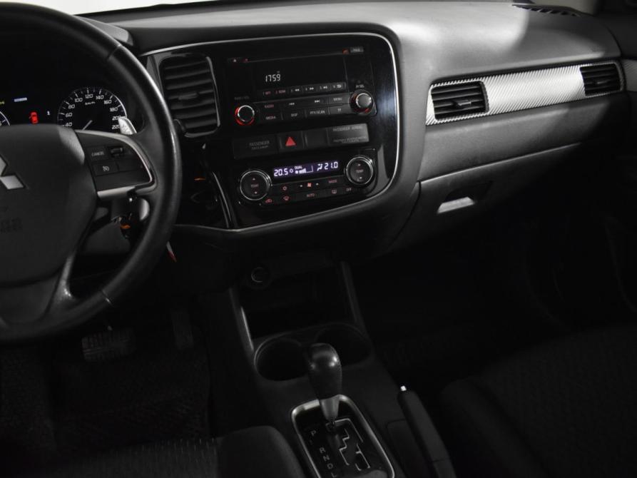 Mitsubishi Outlander III Санкт-Петербург  - изображение 19