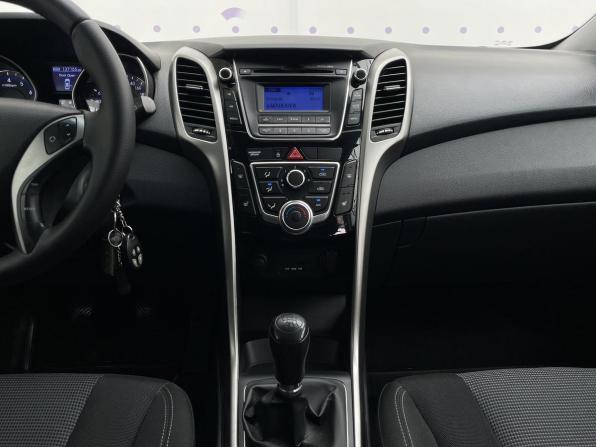Hyundai i30 II с пробегом 2012 года, цена 950 000 рублей, 137154 км, хэтчбек, Автокод Объявления