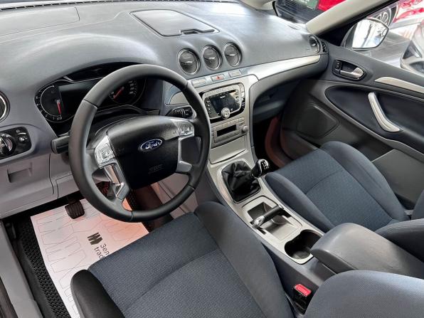 Ford S-MAX I с пробегом 2007 года, цена 725 000 рублей, 282042 км, минивэн, Автокод Объявления