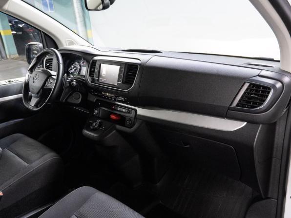 Opel Zafira Life I с пробегом 2021 года, цена 3 190 000 рублей, 98332 км, минивэн, Автокод Объявления