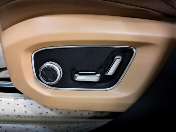 Lynk &amp; Co 09 с пробегом 2023 года, цена 4 550 000 рублей, 60000 км, внедорожник, Автокод Объявления