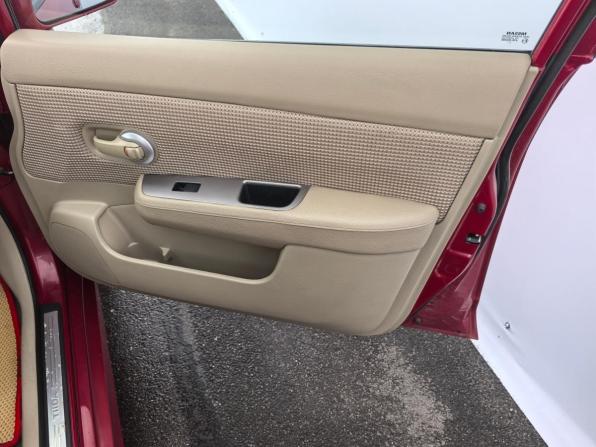 Nissan Tiida I с пробегом 2010 года, цена 750 000 рублей, 148000 км, хэтчбек, Автокод Объявления