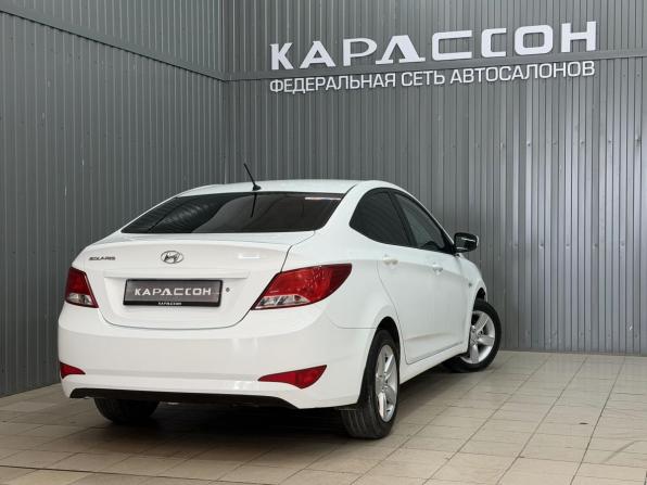 Hyundai Solaris I Рестайлинг с пробегом 2016 года, цена 930 000 рублей, 131207 км, седан, Автокод Объявления