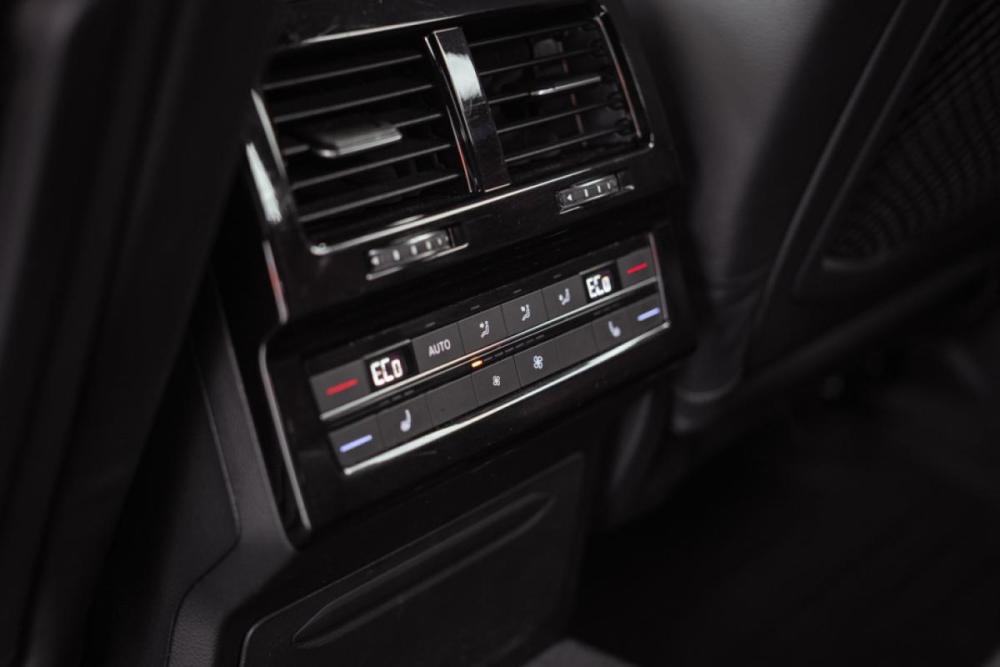 Volkswagen Touareg III Санкт-Петербург  - изображение 20